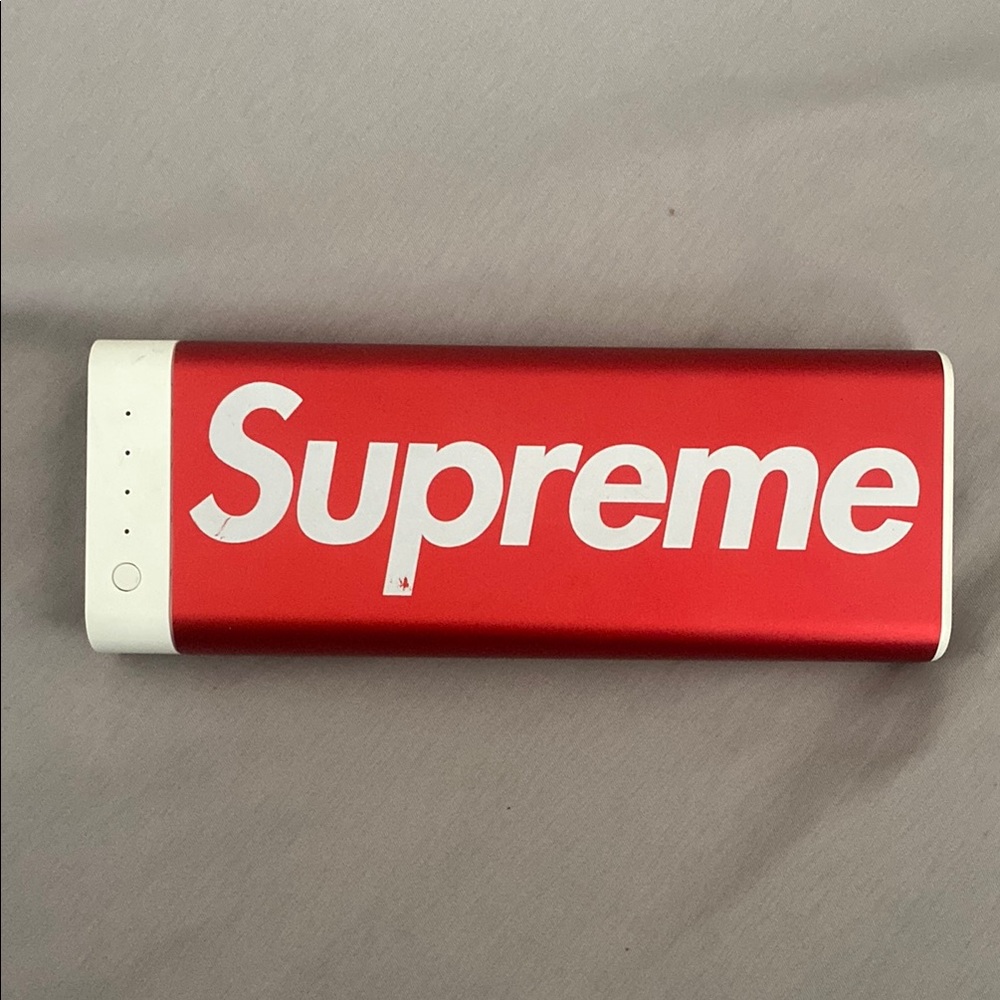 Supreme Mophie 20K Portable Charger